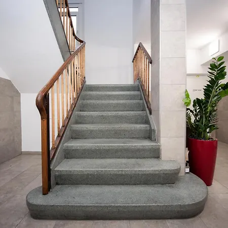 Furnished Homes * Цюрих