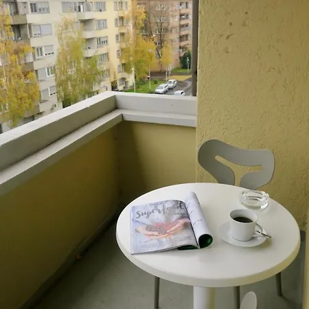 Διαμέρισμα Furnished Homes *