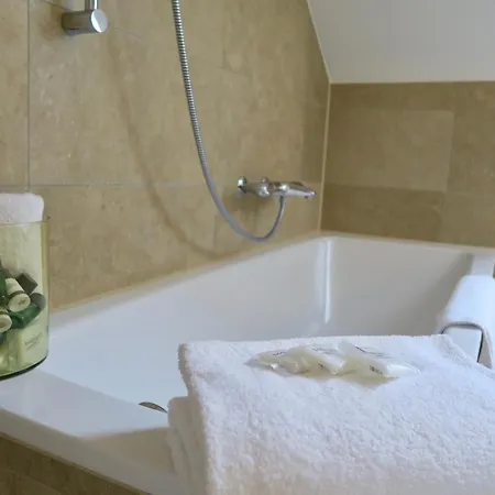 Furnished Homes زيورخ
