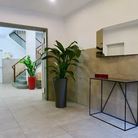 Furnished Homes زيورخ