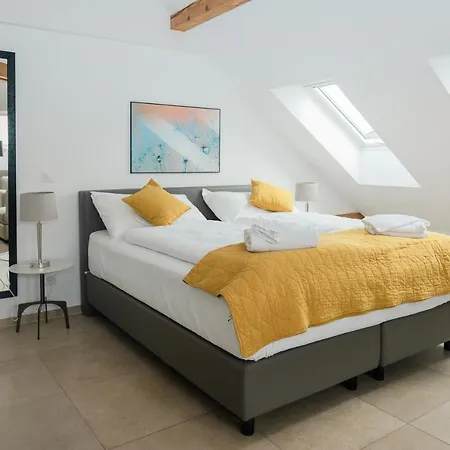 Διαμέρισμα Furnished Homes